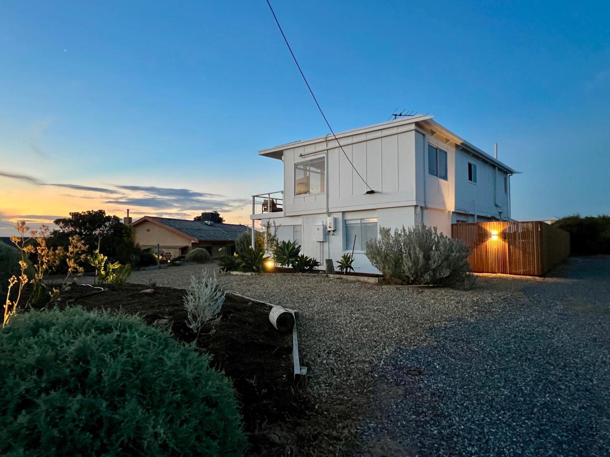 New Magpie Sands - 3 Bedroom Home - Downstairs Only, 1 Min Walk To Aldinga Beach Exterior photo