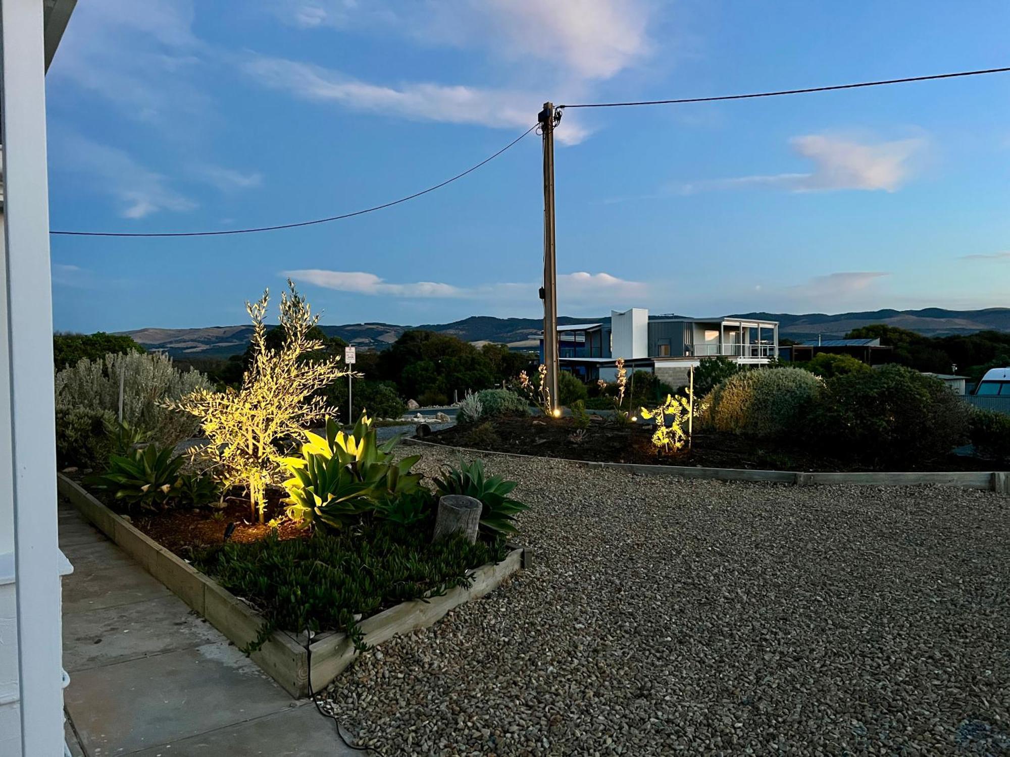 New Magpie Sands - 3 Bedroom Home - Downstairs Only, 1 Min Walk To Aldinga Beach Exterior photo